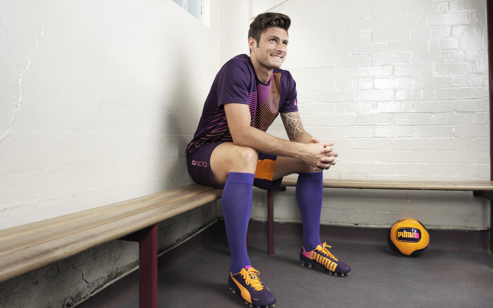 爱游戏登录入口-“美洲狮队表现超群,成为橄榄球未来竞争者之一”