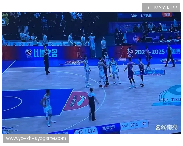 CBA 裁判又成主角：两次争议判罚改变比赛