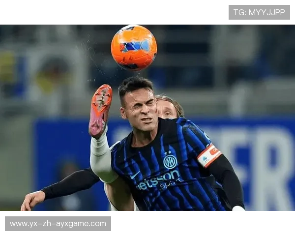 国米门将长传直达前锋收获一球:信任、技术与战术的完美瞬间