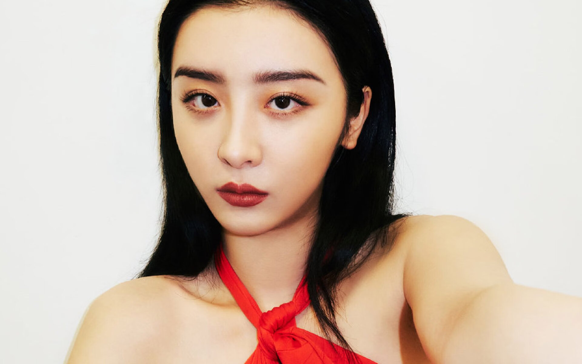 AYX官网-胡贝特·科斯技术动作完美助力夺冠，胡贝尔特